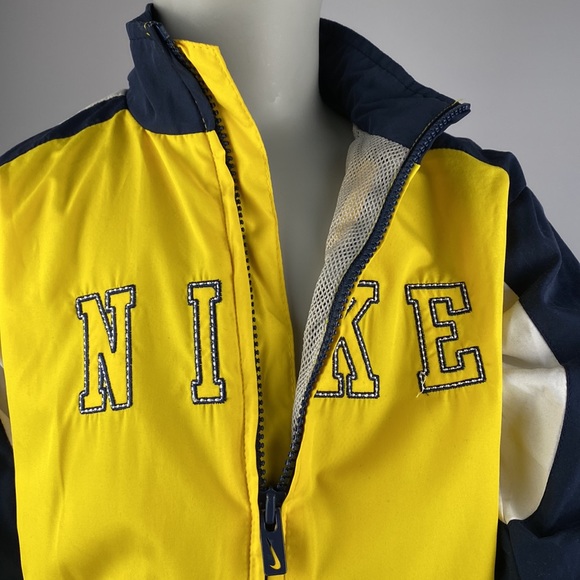 Nike Colourblock Lightweight Jacket size 3T - Picture 6 of 10
